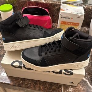 Adidas Men's Black Sneakers